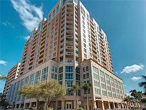 2027 Winter Rental! - 1350 Main Condo! Sarasota!/ Minutes From Beaches! — Photo 1