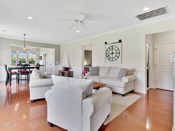 5th image of 5206 Windward Way