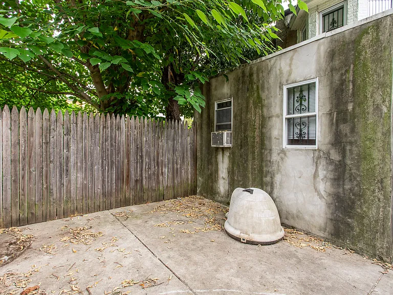 1604 N Bouvier St — Photo 10