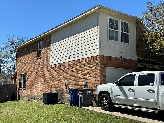3rd image of 701 Parkplace Rdg