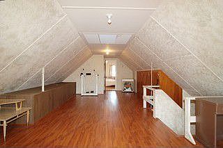 3rd image of 5915 W Cornelia Ave #1