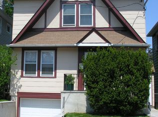 711 Post Pl, Secaucus, NJ 07094