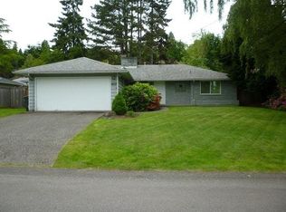 4107 97th Ave SE, Mercer Island, WA 98040