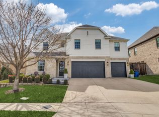 7533 Garonne St, Dallas, TX 75231