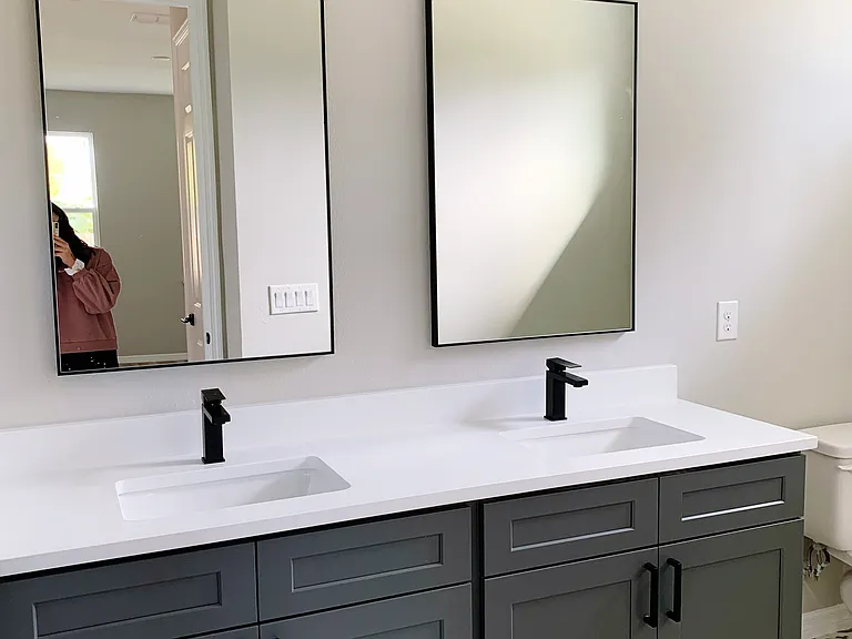 1034 Herman Ave — Photo 8