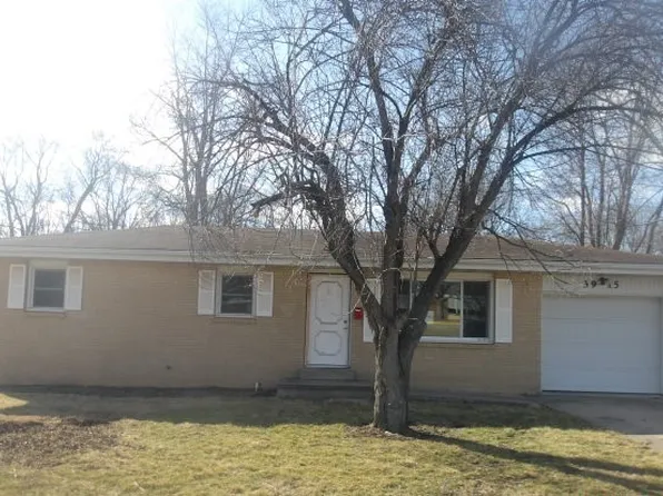 3915 N Neely Ave, Decatur, IL 62526