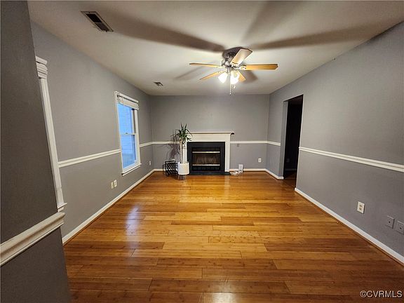 4th image of 2105 Summerhook Ct