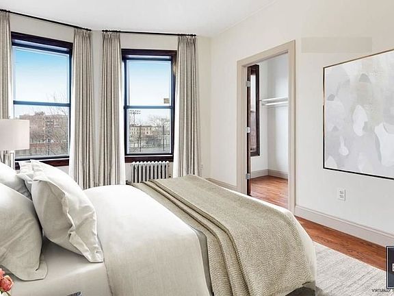 3rd image of 10 Saint Andrews Pl