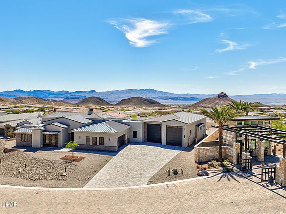 2nd image of 3051 Camino De La Enclave
