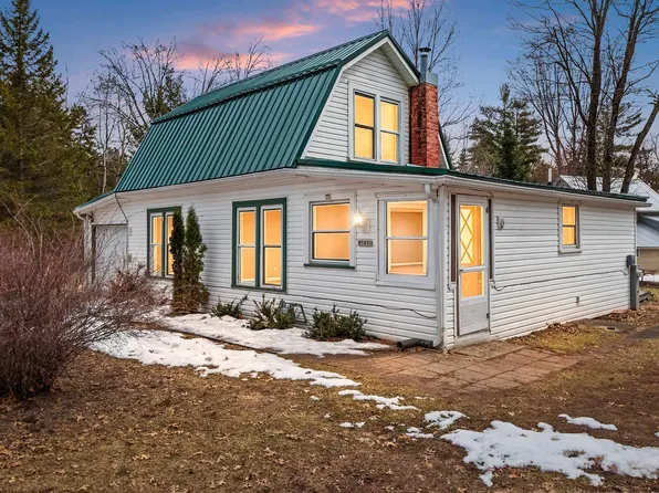 W5851 Lake Dr, Shawano, WI 54166