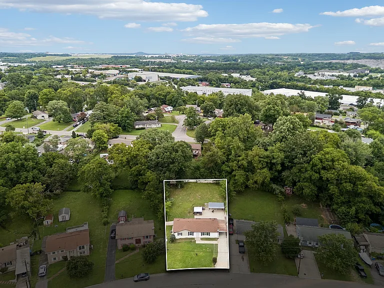 124 Denise Dr — Photo 24