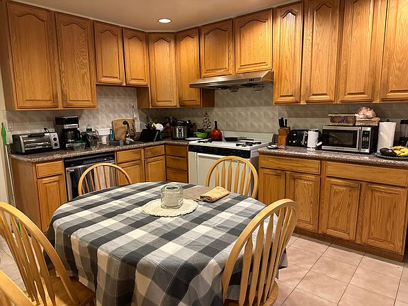 5th image of 3433 Ortega St