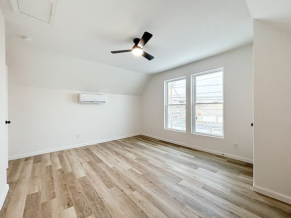 5th image of 3507 Latonia Ave #2