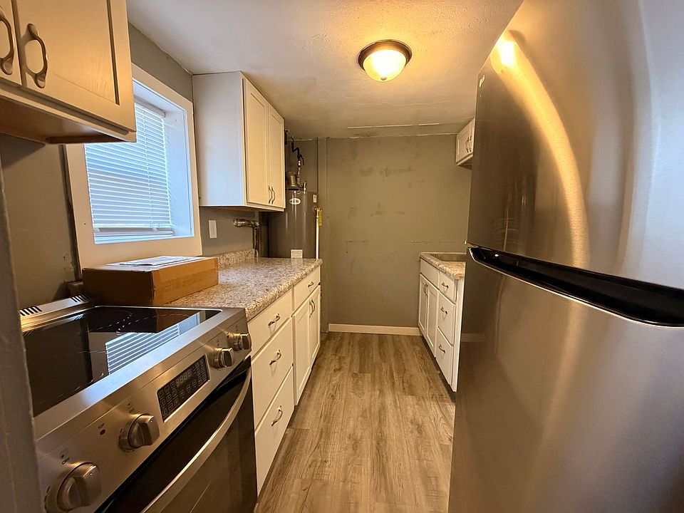 2nd image of 21 N 14th St #635F6338C