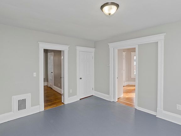 5th image of 744 Carew St #2