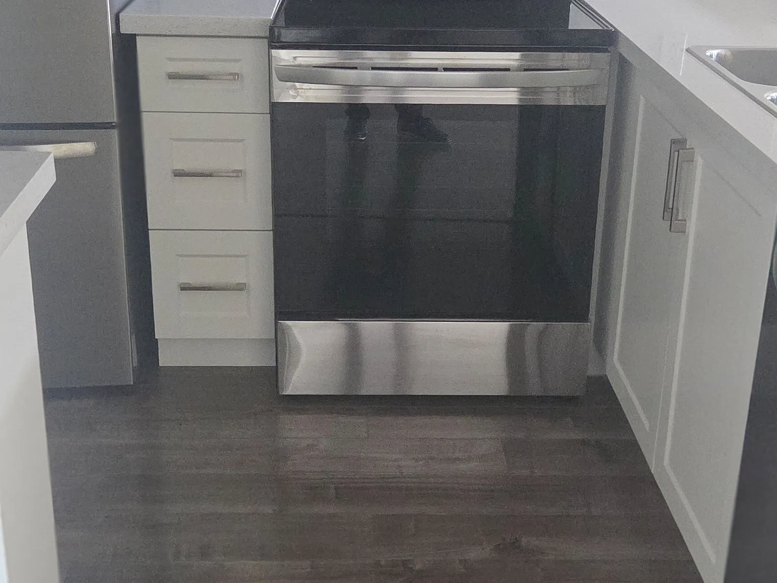2 bed, $2,850 — Photo 3