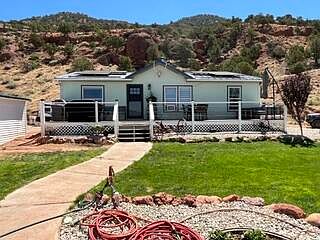 1st image of 1732 N Foothill Dr