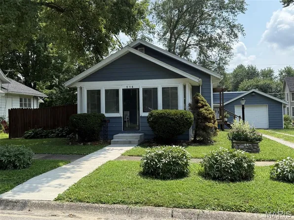 516 E South Ave, Greenville, IL 62246
