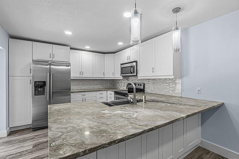 1st image of 2929 SW 22nd Cir #32B