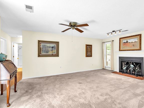 3rd image of 1291 Calhoun Rd #3C