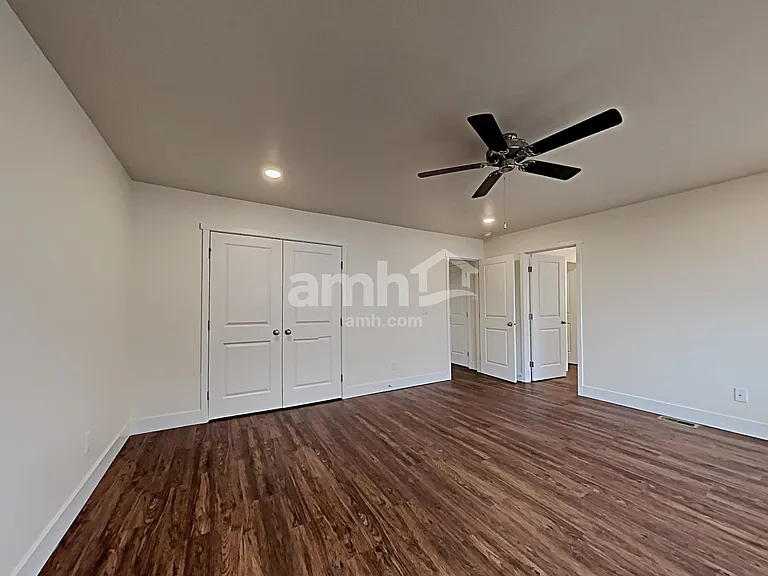 1620 192nd Street Ct E — Photo 9