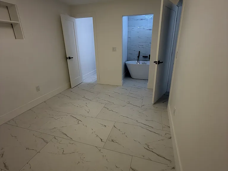 1125 Union St — Photo 25