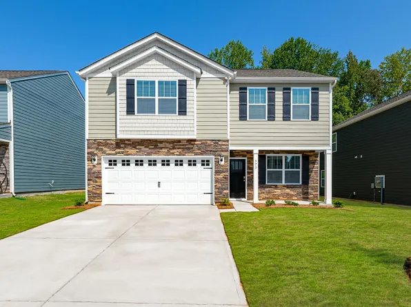 128 Calvin Creek Dr, Troutman, NC 28166