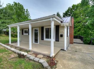 2104 Westmoreland Ave, Kingsport, TN 37664