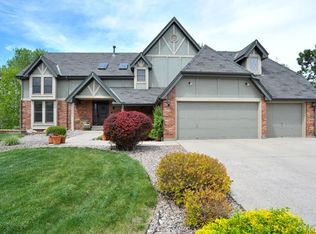 2091 W Dry Creek Rd, Littleton, CO 80120