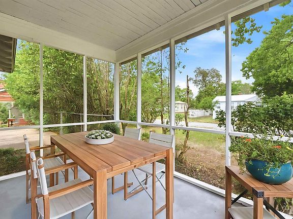 5th image of 207 Greve Rd
