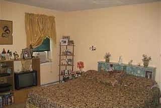 Bedroom #1