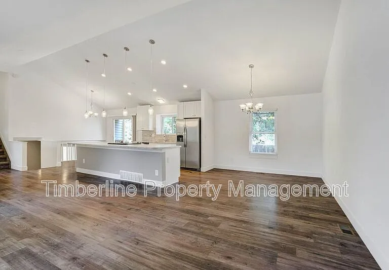 6446 Pulpit Rock Dr — Photo 21