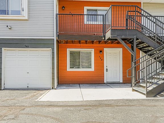 2nd image of 536-548 Winnie Way #540