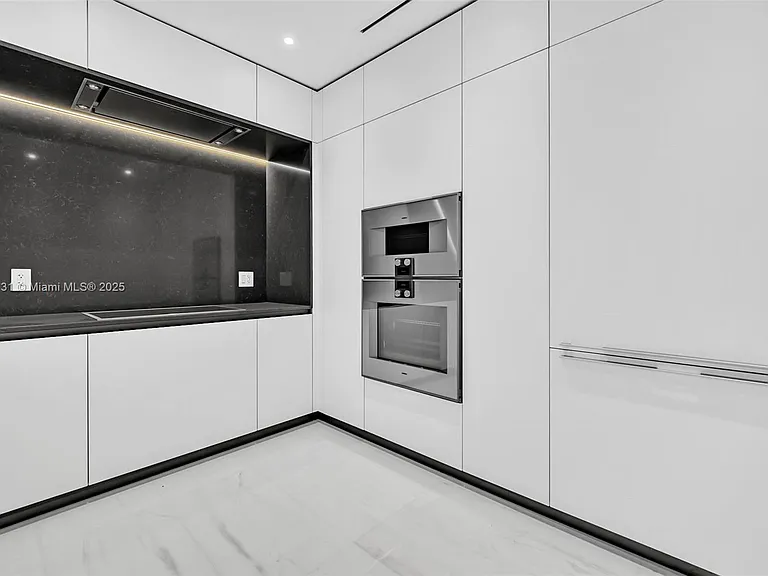 300 Biscayne Boulevard Way #3809 — Photo 7