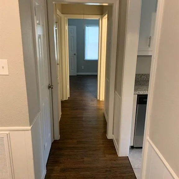 1003 Largo St — Photo 8