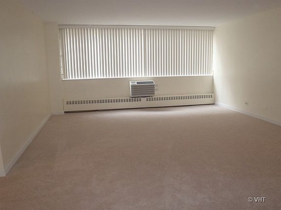 4th image of 1516 Hinman Ave APT 304