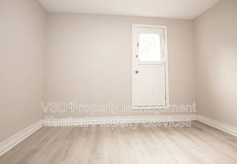 9911 Olivet Ave #3 — Photo 7