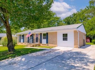 404 Farm Rd, Goose Creek, SC 29445