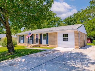404 Farm Rd, Goose Creek, SC, 29445