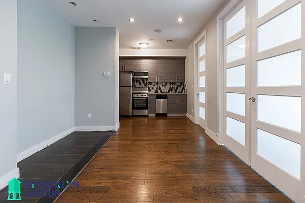 Rented by Brooklyn Group | media 24