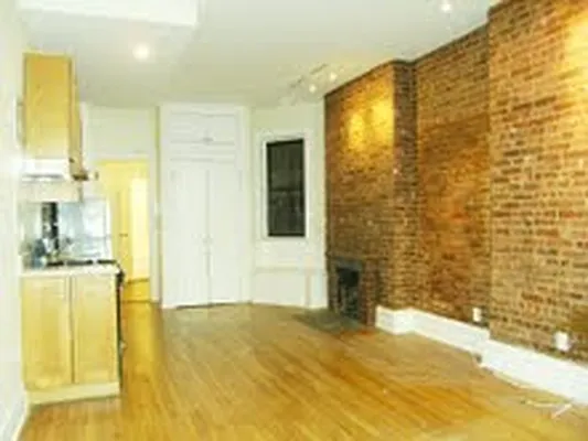 Rented by City Connections Realty | media 21