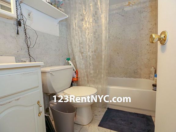 3rd image of 255 E 10th St APT 6A