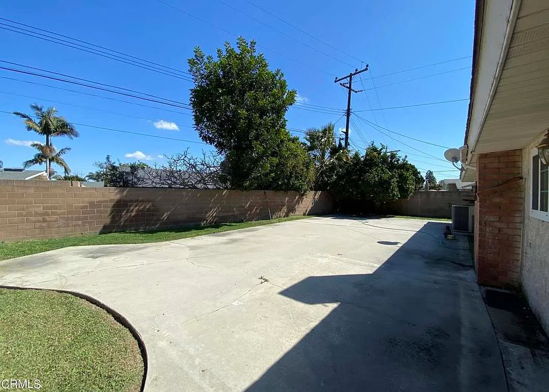 16582 Don Dr — Photo 3