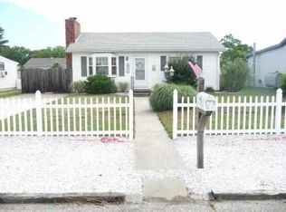 205 Hollywood Ave, Villas, NJ 08251