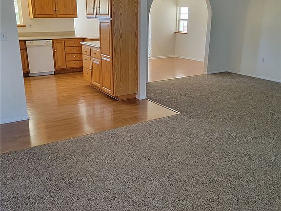 5th image of 29084 Desert Hills Rd