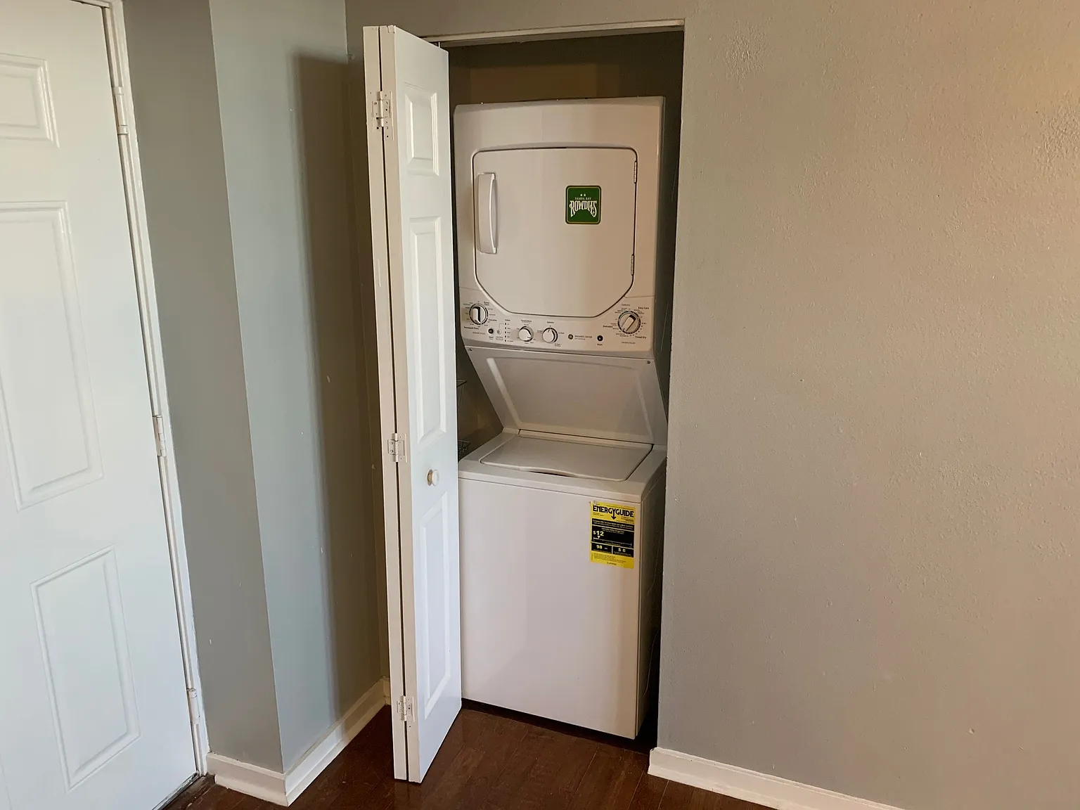 701 Mirror Lake Drive North Unit #316 — Photo 4