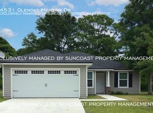 4531 Glendas Meadow Dr, Jacksonville, FL 32210