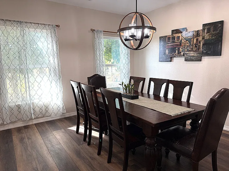 2046 W Kingsbury St — Photo 19