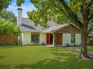 10830 Hayfield Dr, Dallas, TX 75238