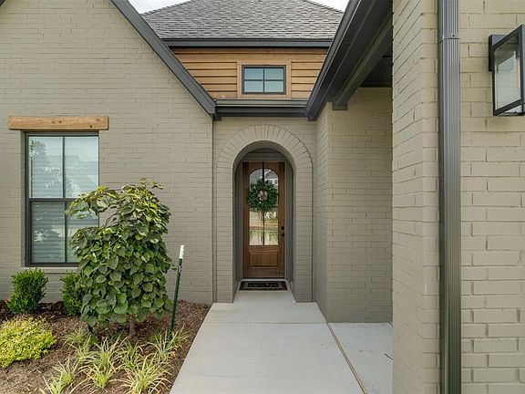 5th image of 1732 Parkwood Ave